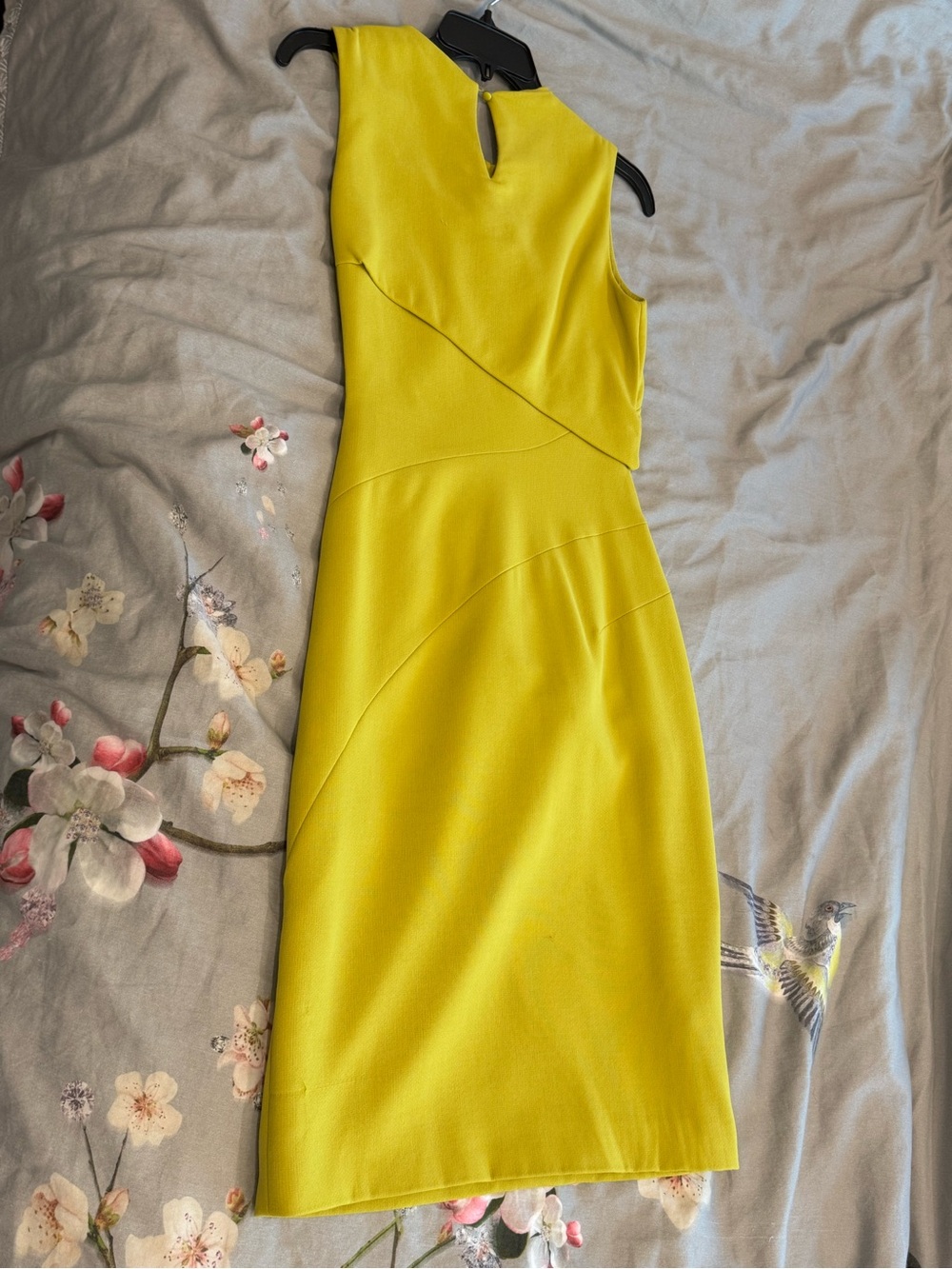 Karen Millen Chartreuse Sleeveless Sheath Dress - Picture 2 of 4